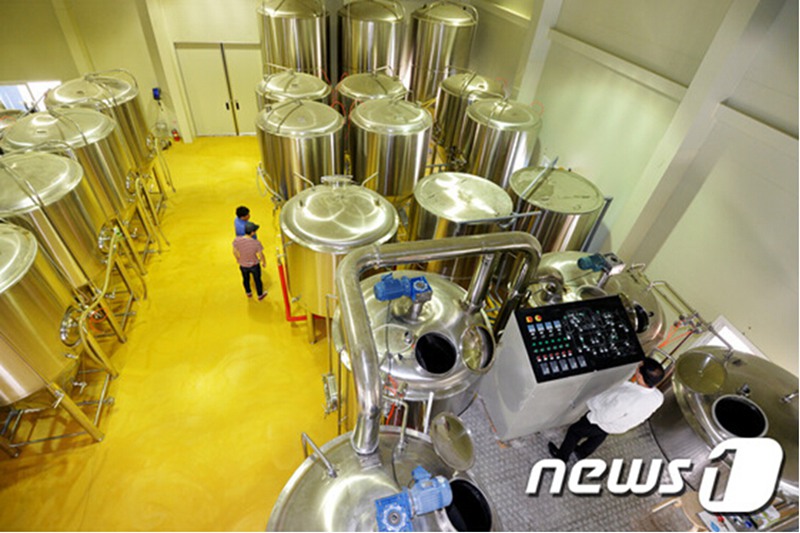 <b>3000L Tiantai Professional Pub Beer Brewing Equipment manufactures</b>